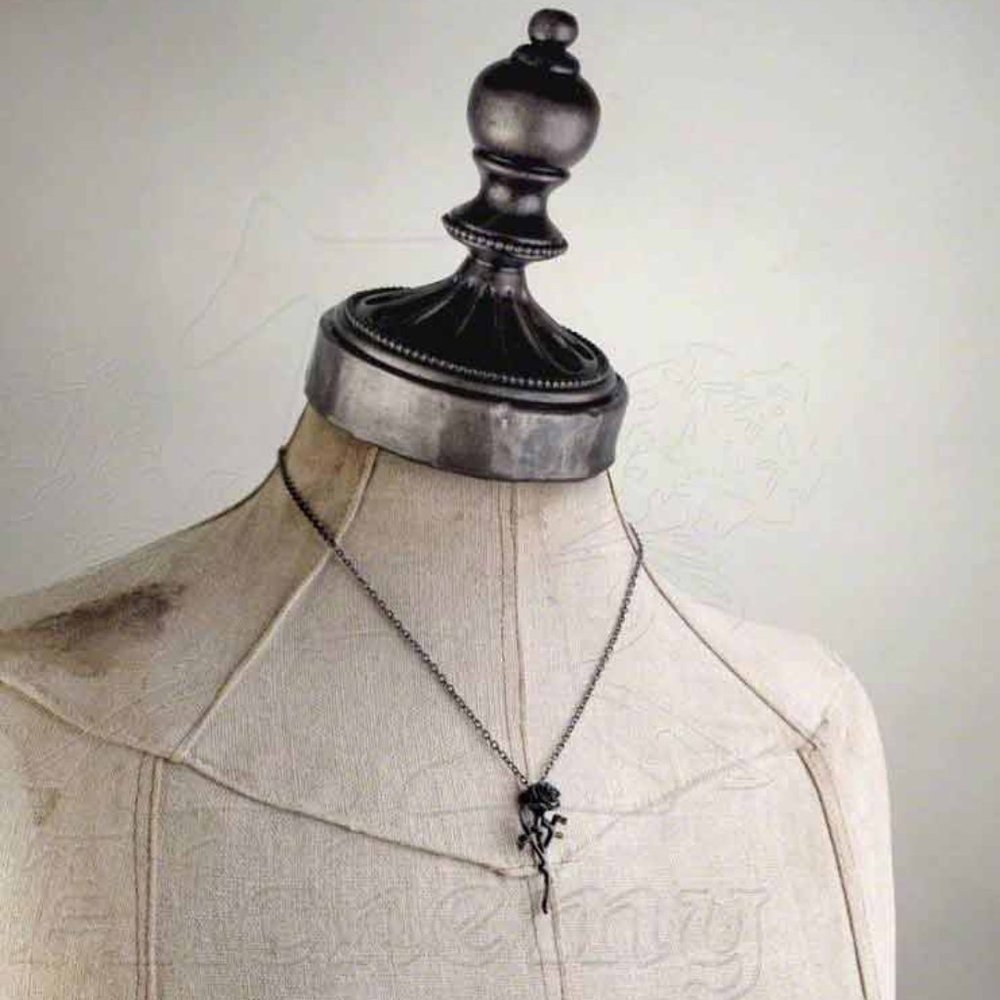 Alchemy Gothic Romantic Black Rose Pendant NWT - Picture 6 of 6